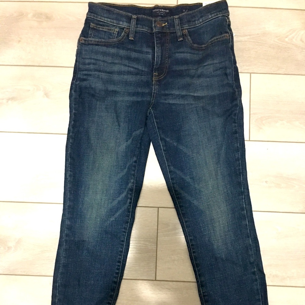 Lucky jeans size 8 mid rise crop Ava